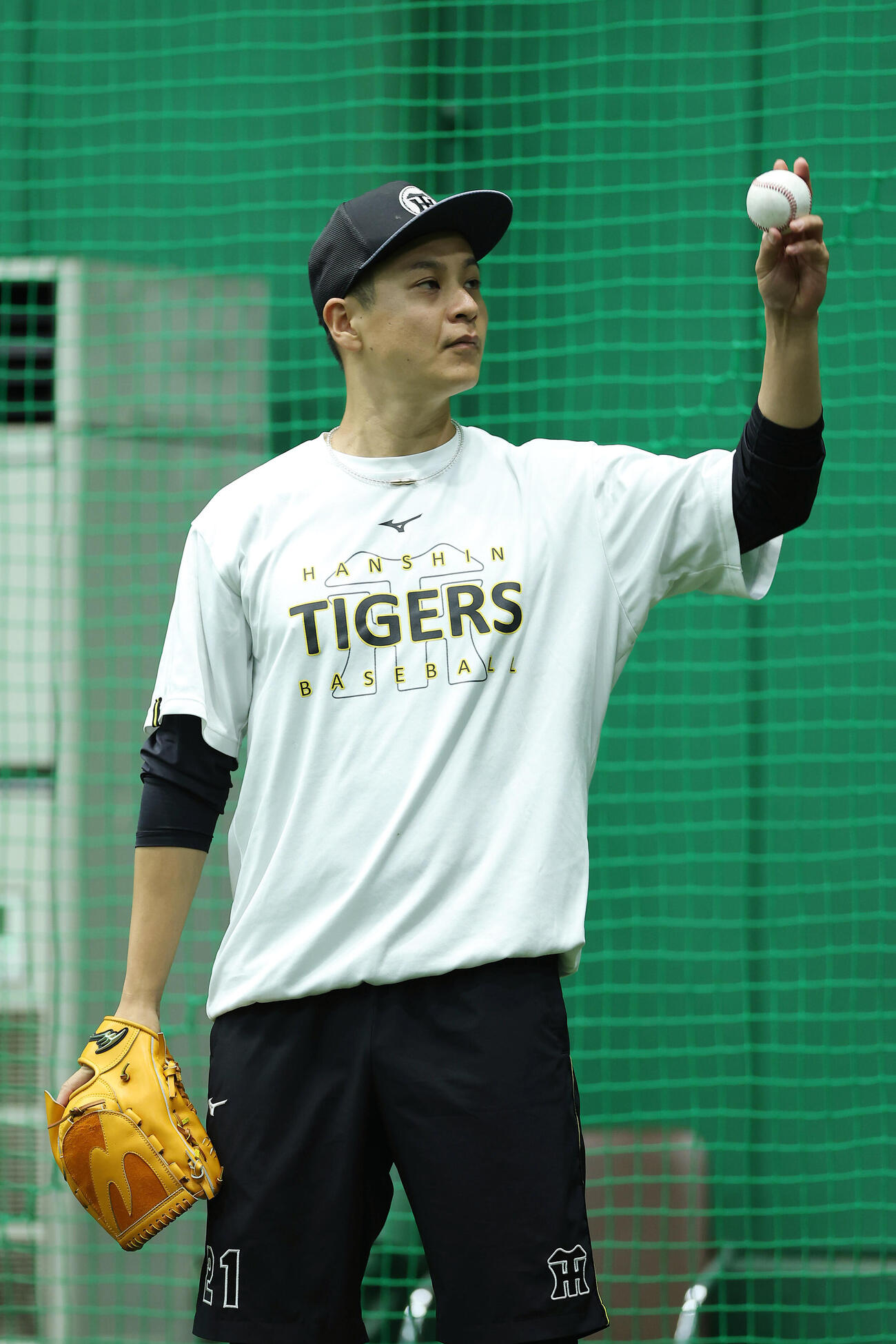 キャッチボールする阪神大竹耕太郎（撮影・前田充）
