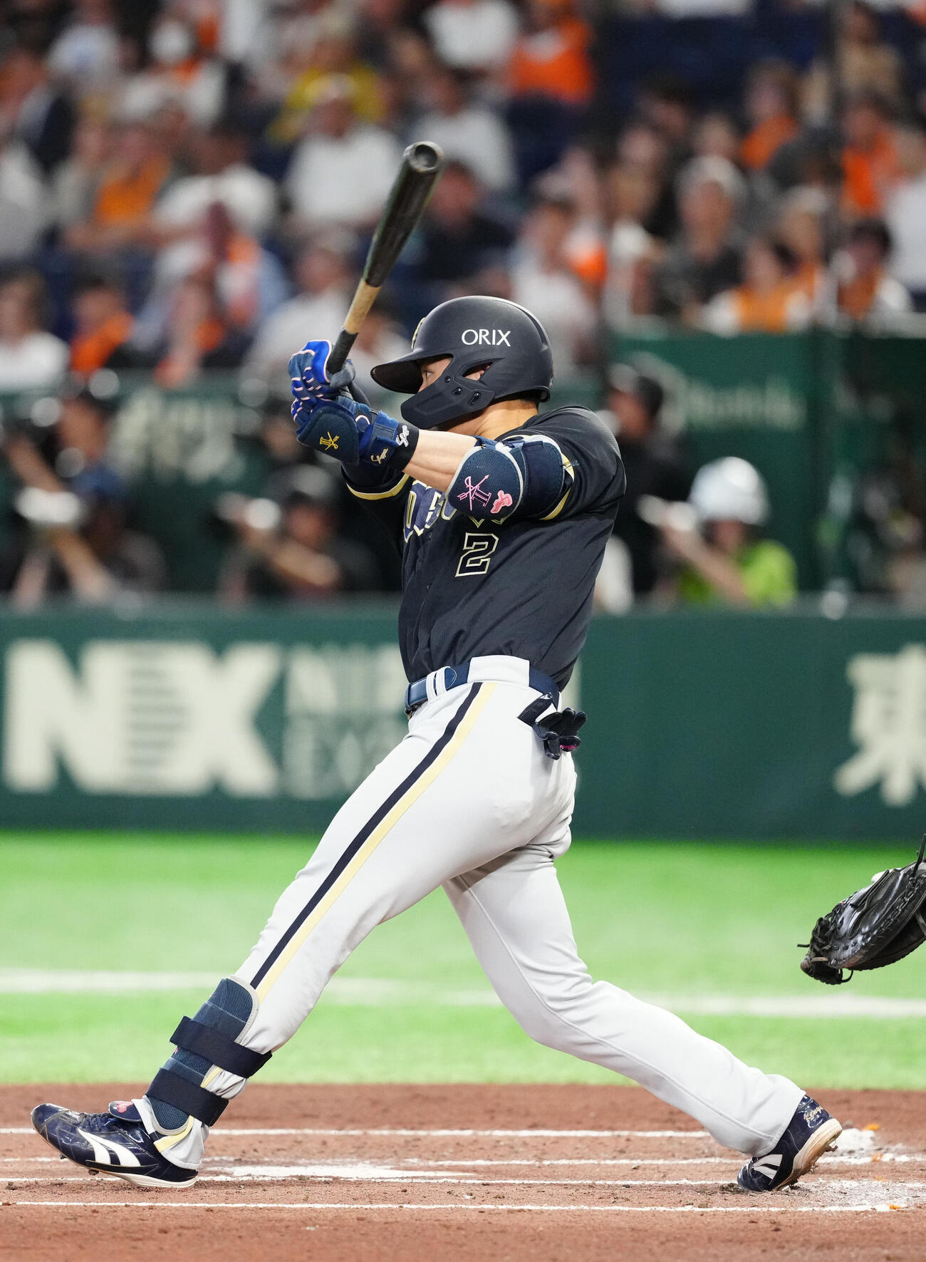 巨人対オリックス　2回表オリックス1死一、三塁、先制適時打を放つ若月健矢（撮影・江口和貴）
