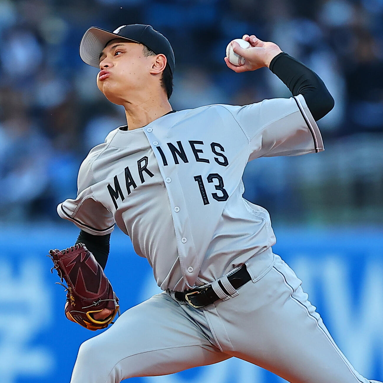 ヤクルト対ロッテ　ロッテ先発の毛利海大（撮影・野上伸悟）