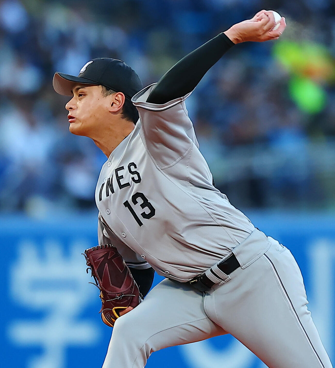 ヤクルト対ロッテ　ロッテ先発の毛利海大（撮影・野上伸悟）