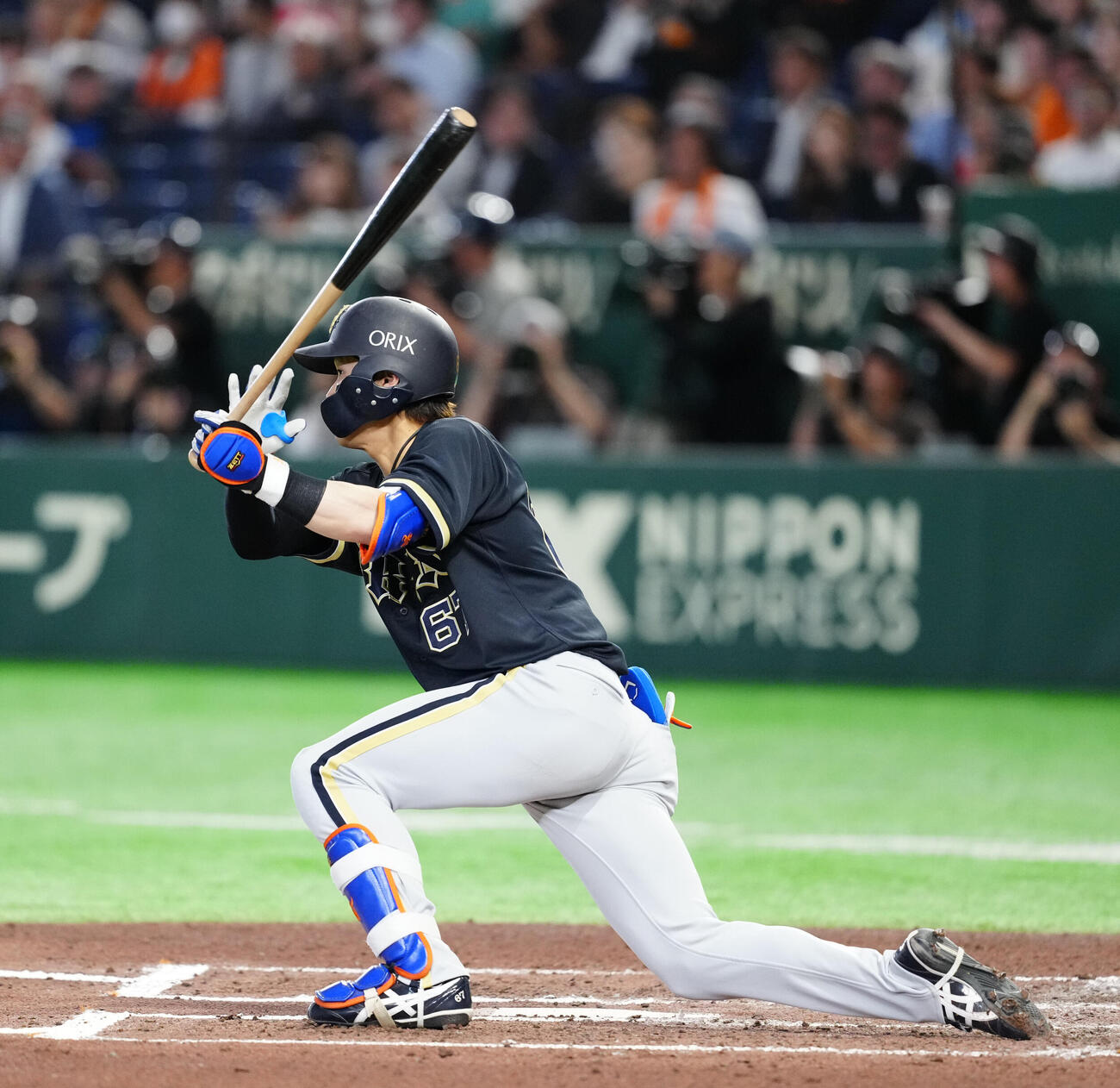 交流戦　巨人対オリックス　6回表オリックス無死一、三塁、先制適時打を放つ中川圭太（撮影・江口和貴）