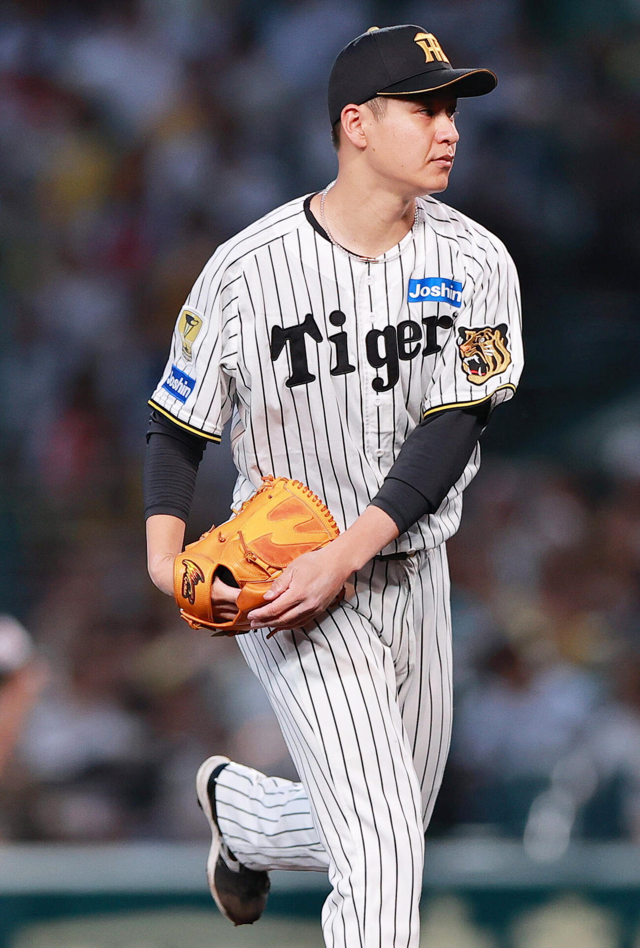 阪神対西武　5回表西武1死、古賀悠斗にスローボールを投げる大竹耕太郎（撮影・上山淳一）＝2026年6月3日