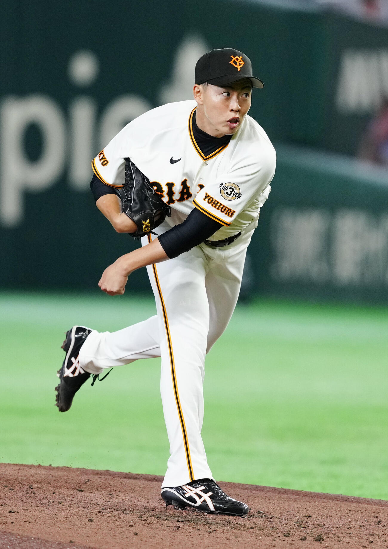 交流戦　巨人対オリックス　2回途中から登板した巨人2番手の森田駿哉（撮影・江口和貴）