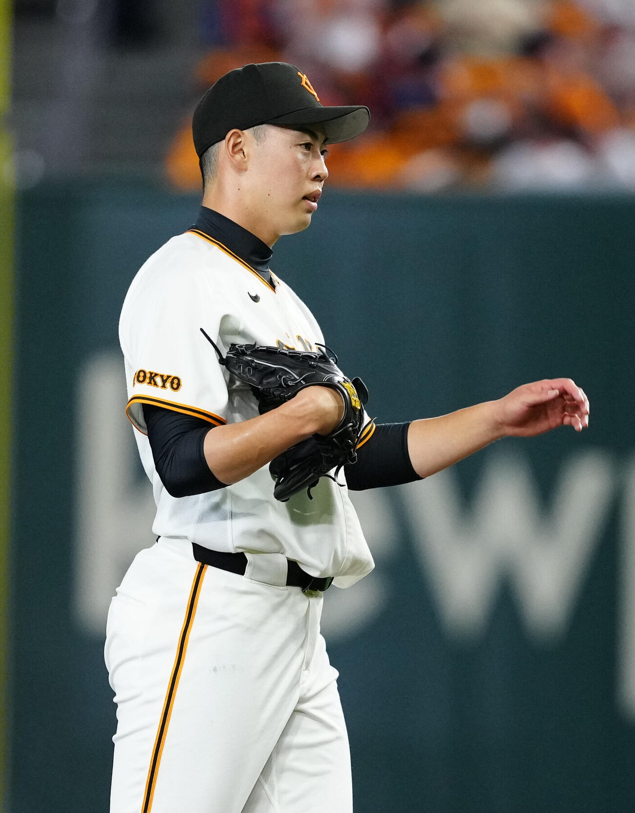 交流戦　巨人対オリックス　5回表オリックス無死、西野真弘に死球を与えた森田駿哉（撮影・江口和貴）