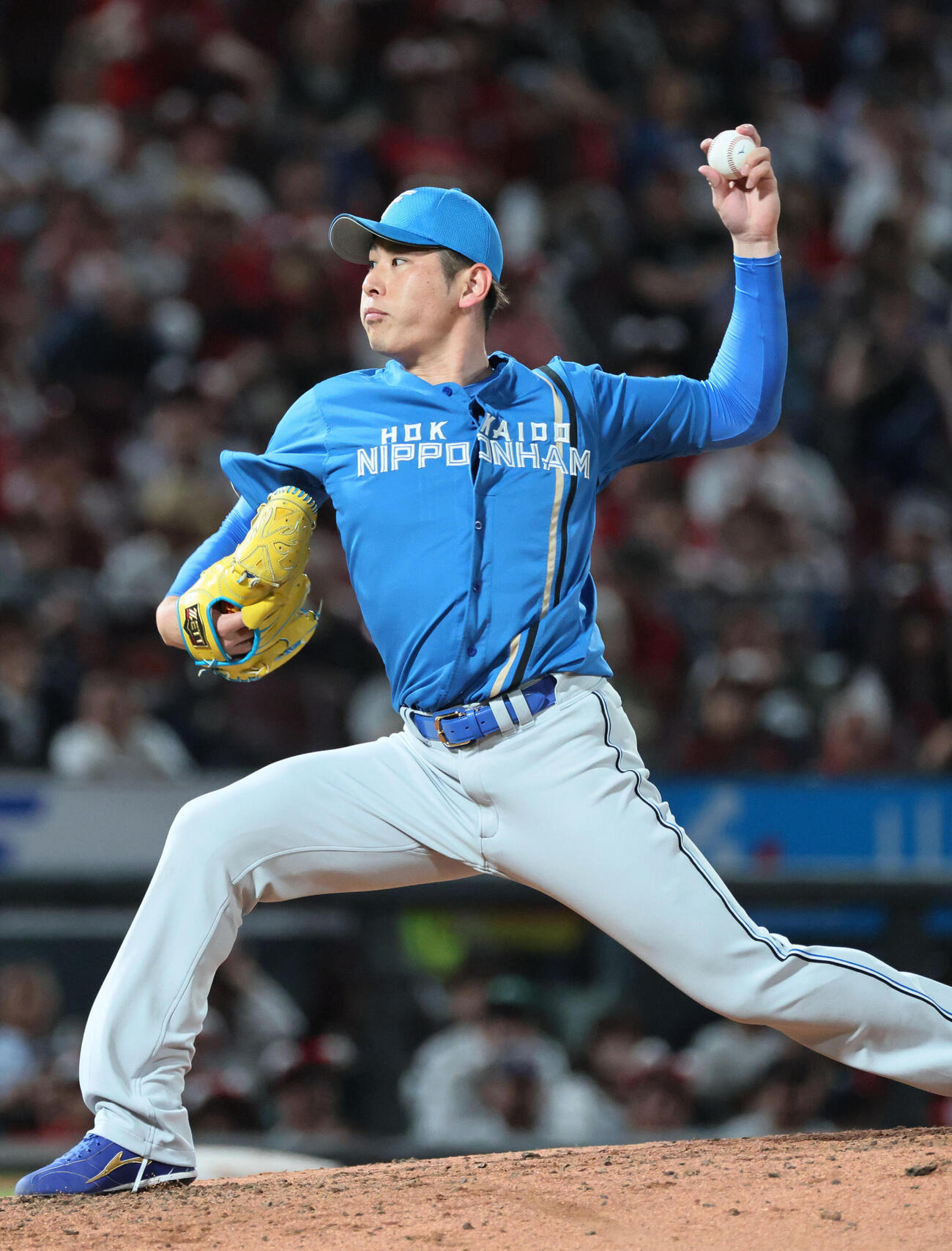広島対日本ハム　6回裏広島、日本ハム2番手の加藤貴之（撮影・加藤孝規）