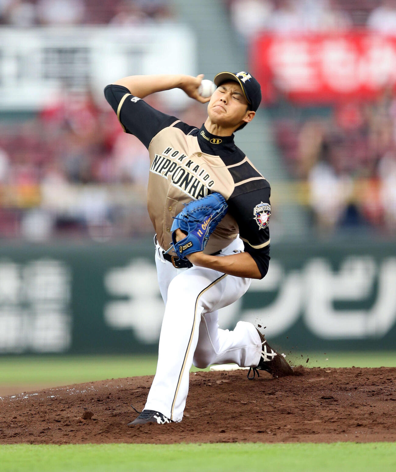 広島戦で157キロの直球を投げ込む日本ハム大谷（2013年6月撮影）