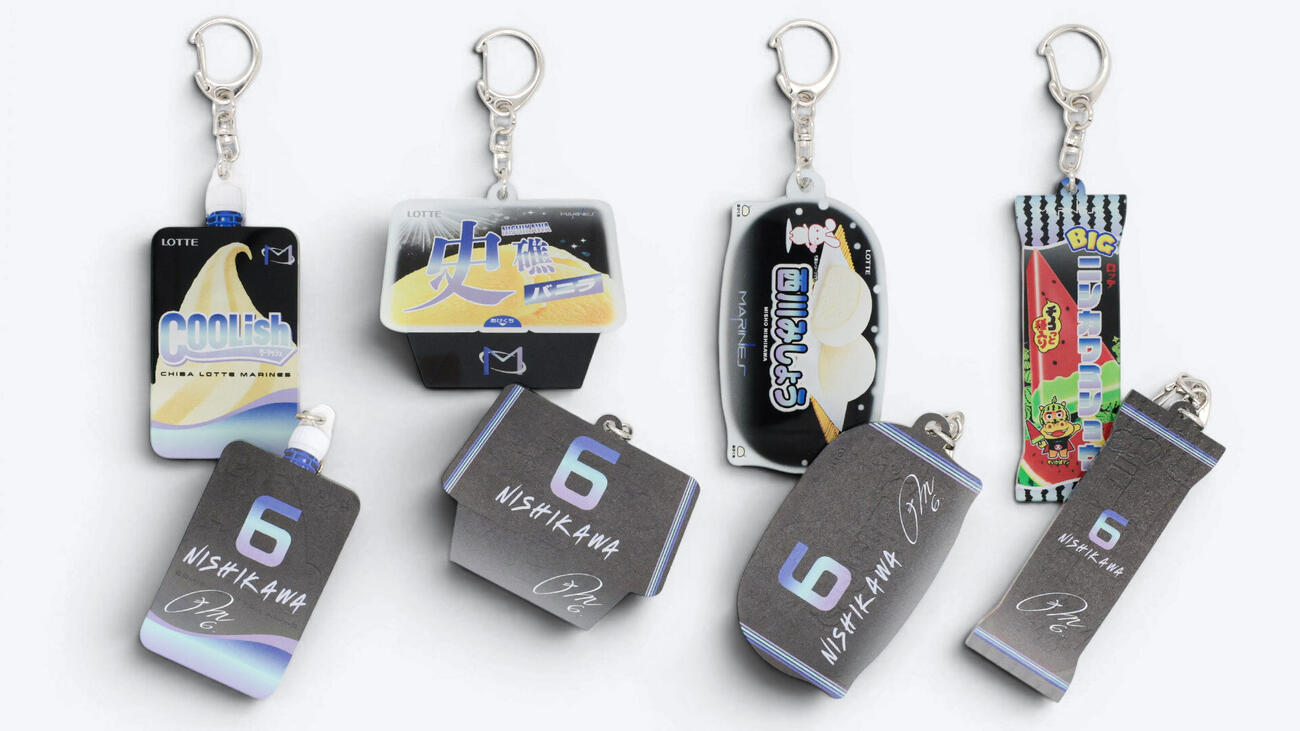 「BLACK SUMMER WEEK 2026」×ロッテアイスブランド　コラボグッズ　アクリルキーホルダー