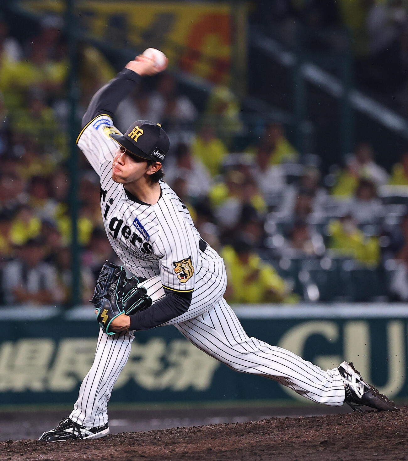 阪神対西武　阪神4番手の工藤泰成は161キロのストレートを投げる（撮影・上田博志）