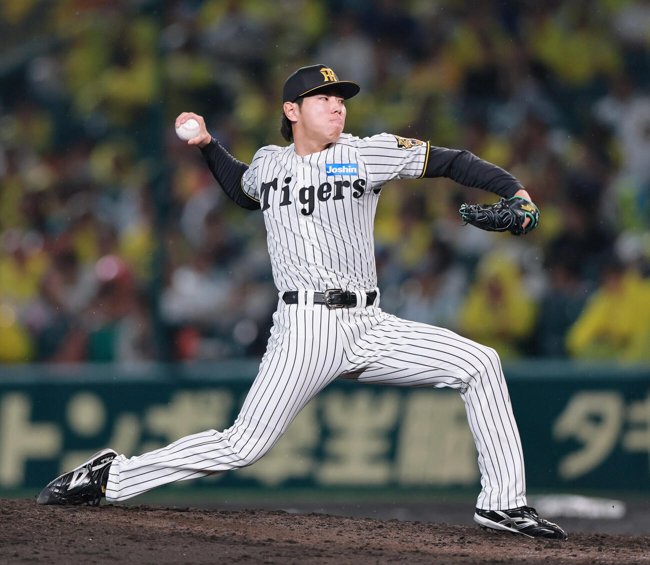 阪神対西武　8回表に登板する阪神工藤泰成（撮影・上山淳一）