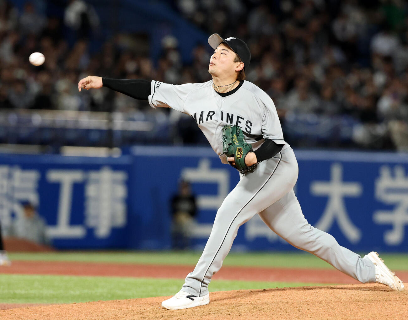 ヤクルト対ロッテ　9回裏ヤクルトの攻撃を抑えた横山陸人（撮影・浅見桂子）