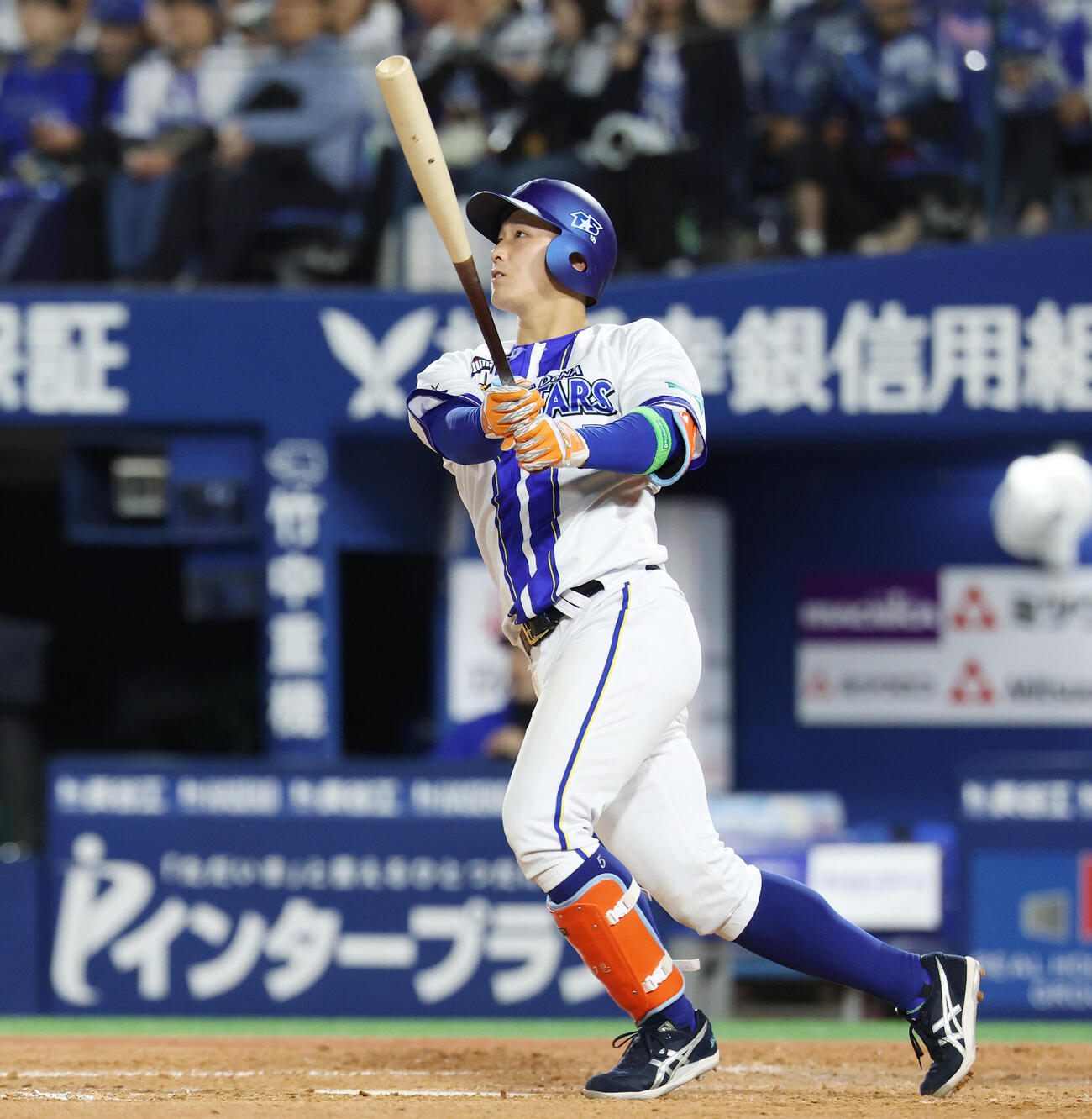 DeNA対ソフトバンク　5回裏DeNA2死、本塁打を放つ松尾汐恩（撮影・宮地輝）