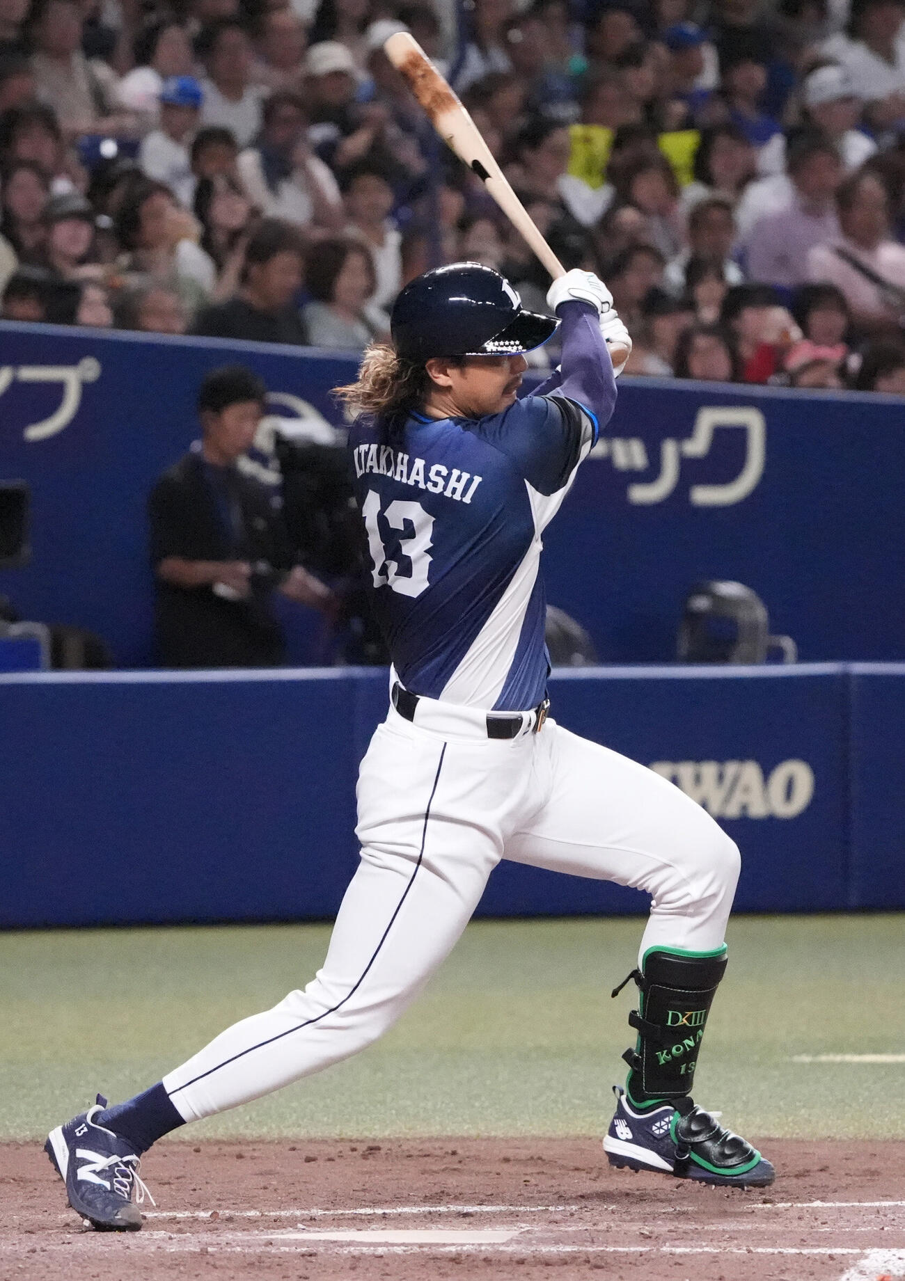 中日対西武　5回表西武2死、安打を放つ高橋光成（撮影・森本幸一）