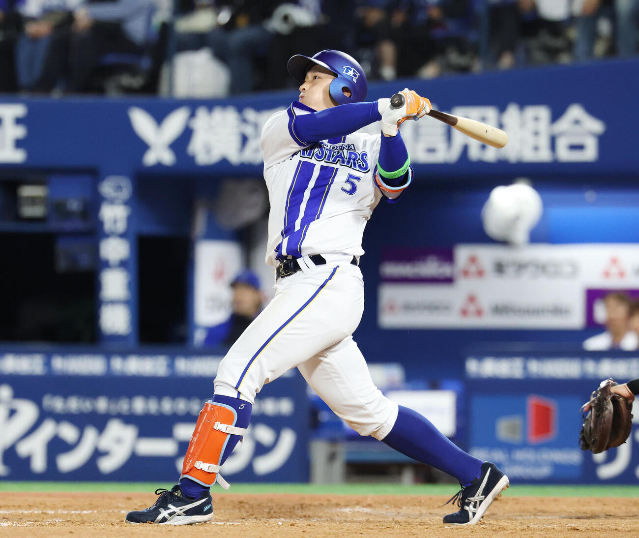 DeNA対ソフトバンク　5回裏DeNA2死、本塁打を放つ松尾汐恩（撮影・宮地輝）＝2026年6月5日