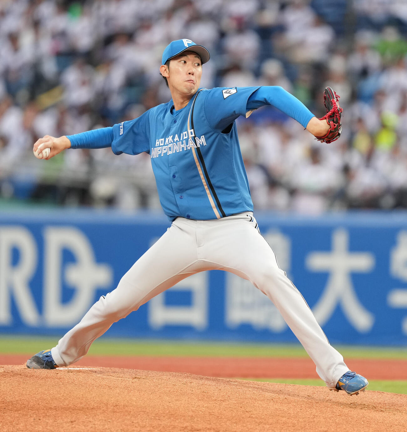 ヤクルト対日本ハム　日本ハム先発の福島蓮（撮影・小沢裕）