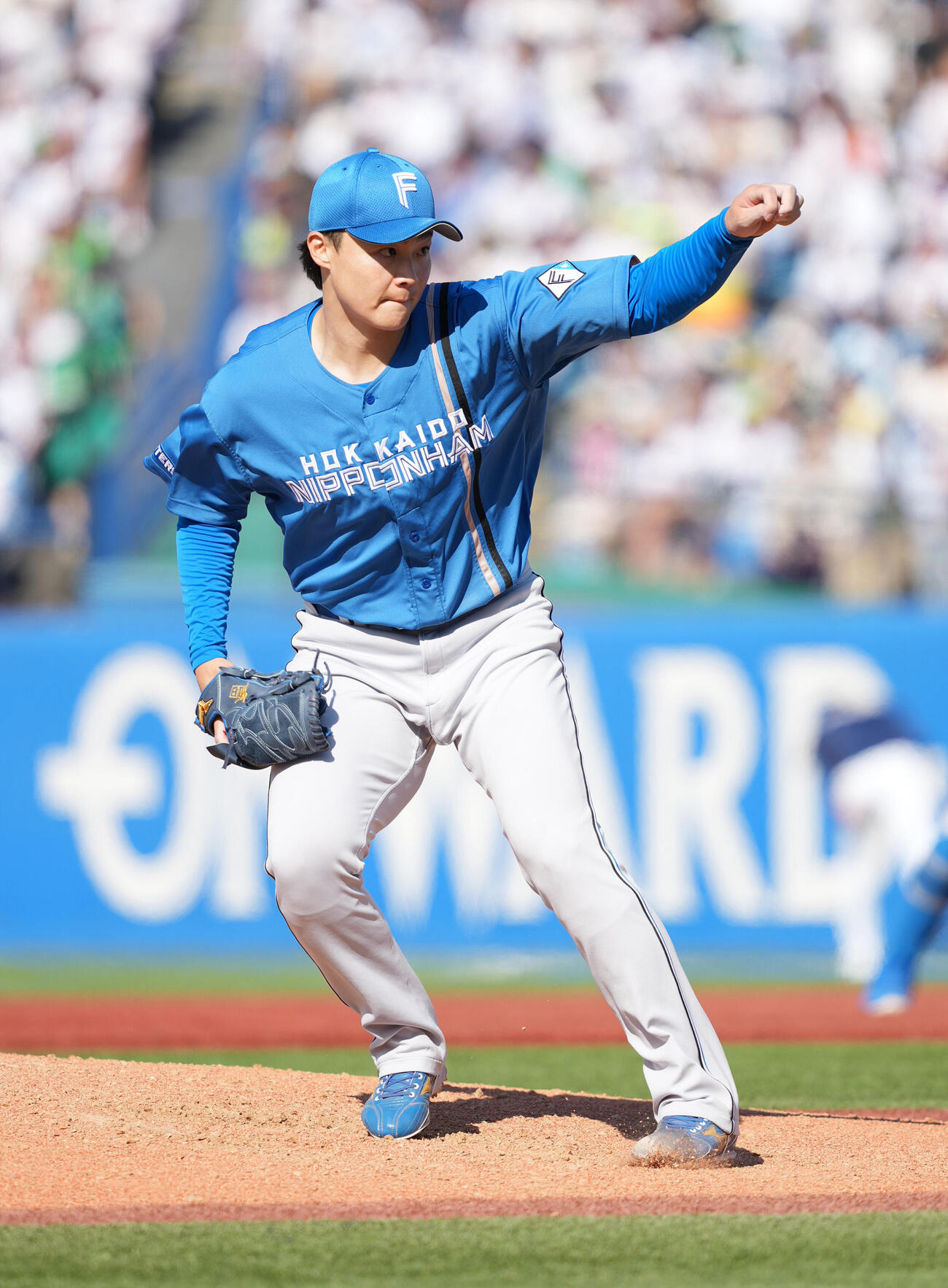 ヤクルト対日本ハム　日本ハム先発の山崎福也（撮影・小沢裕）
