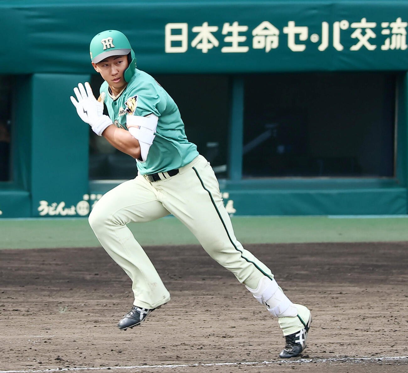 阪神対楽天　5回裏阪神1死三塁、立石正広は先制適時打を放つ（撮影・加藤哉）