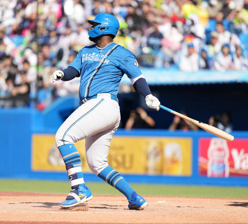 【日本ハム】レイエスが３試合連続の複数安打　適時打に「会心の当たりではなかったけど…」