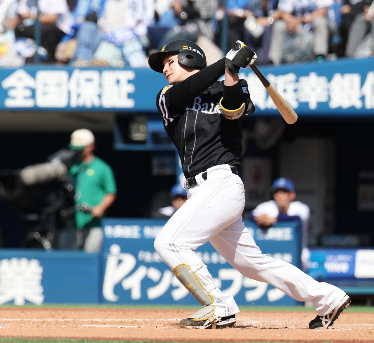 DeNA対ソフトバンク　4回表ソフトバンク無死、本塁打を放つ正木智也（撮影・宮地輝）＝2026年6月6日