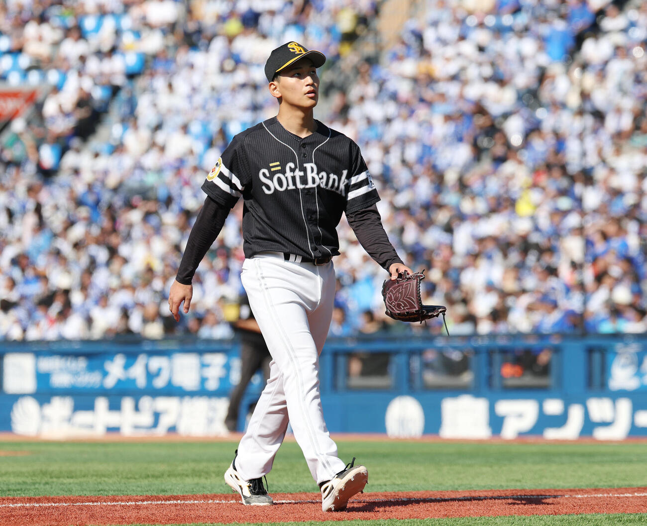 DeNA対ソフトバンク　5回裏を3者凡退に抑えたソフトバンク先発の前田悠伍（撮影・宮地輝）