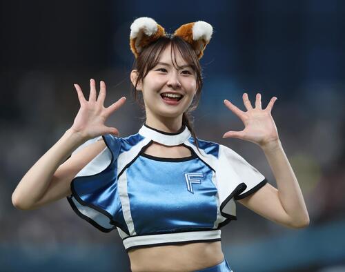ファイターズガール佐藤羽菜