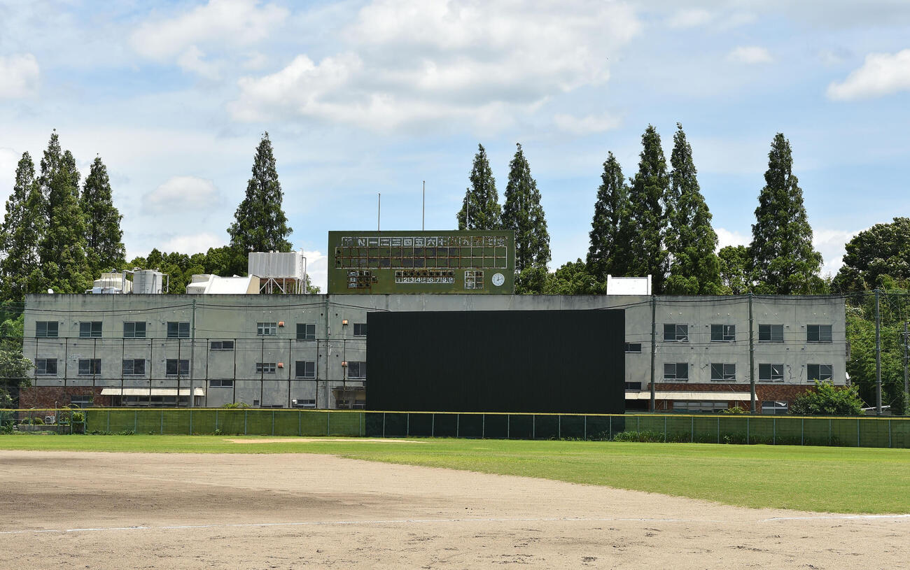 PL学園、旧「研志寮」（2016年7月3日撮影）
