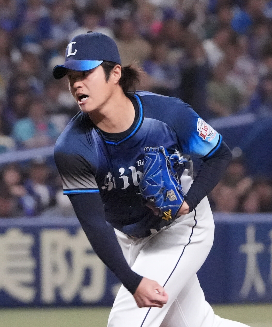 プロ野球交流戦中日対西武　9回裏、西武3番手で登板する甲斐野央（撮影・森本幸一）