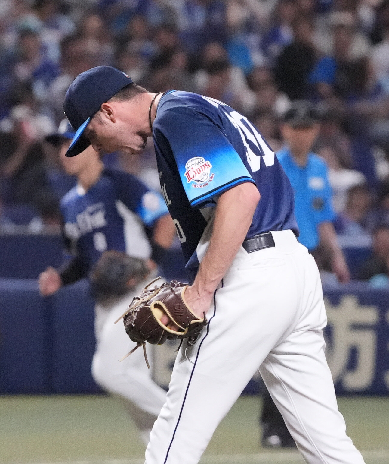 プロ野球交流戦中日対西武　7回裏中日2死二塁、山本泰寛を三振に仕留めほえるアラン・ワイナンス（撮影・森本幸一）