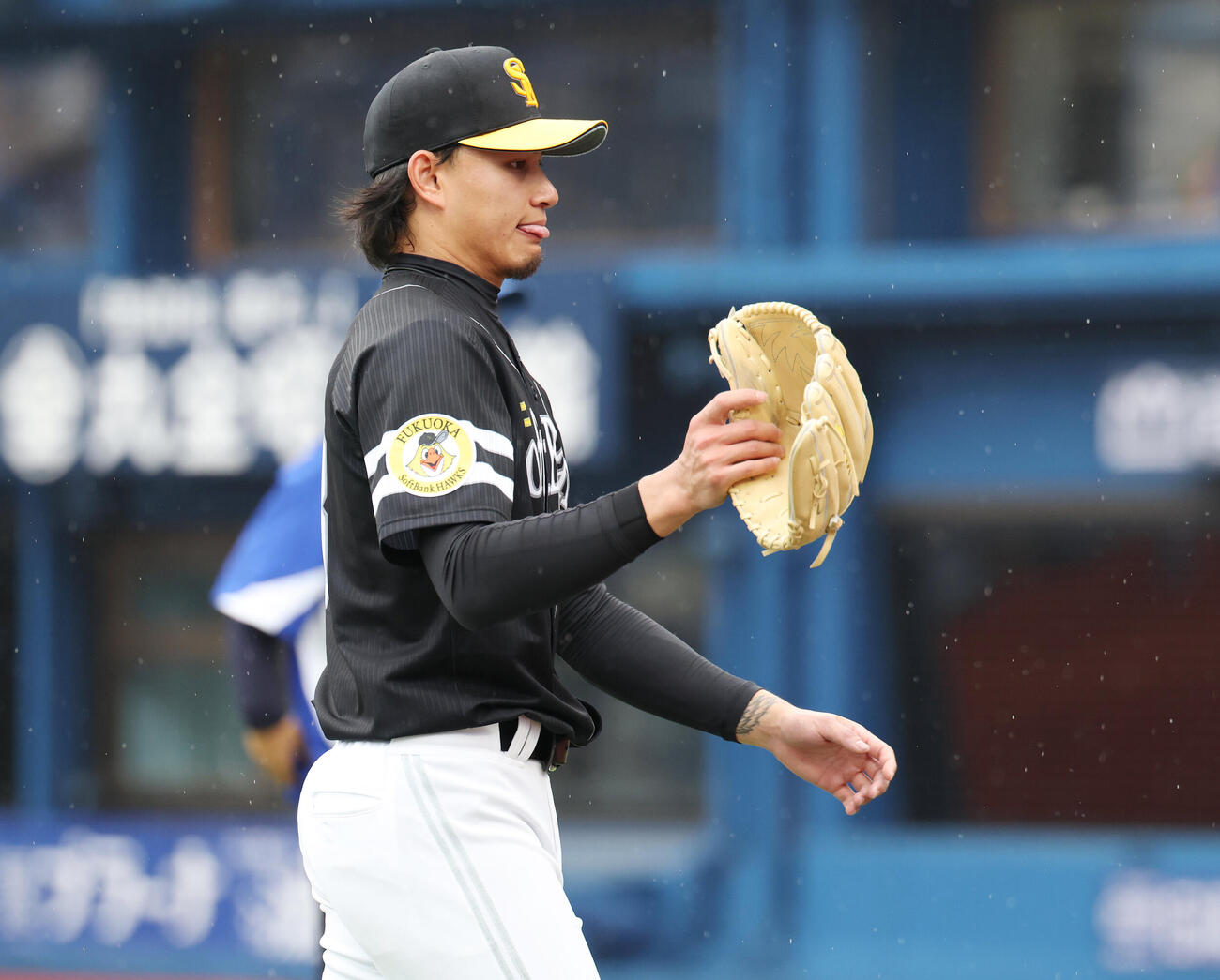 DeNA対ソフトバンク　6回裏を無失点に抑えたソフトバンク徐若熙（撮影・宮地輝）