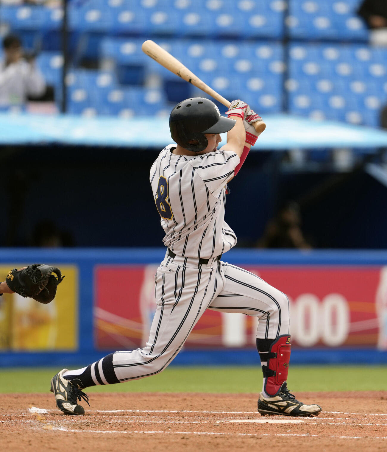 全日本大学野球選手権大会　国際武道大対東日本国際大　2回表国際武道大1死一、三塁、吉田遥哉の遊ゴロの間に三走沢登悠幹が生還（撮影・小島史椰）