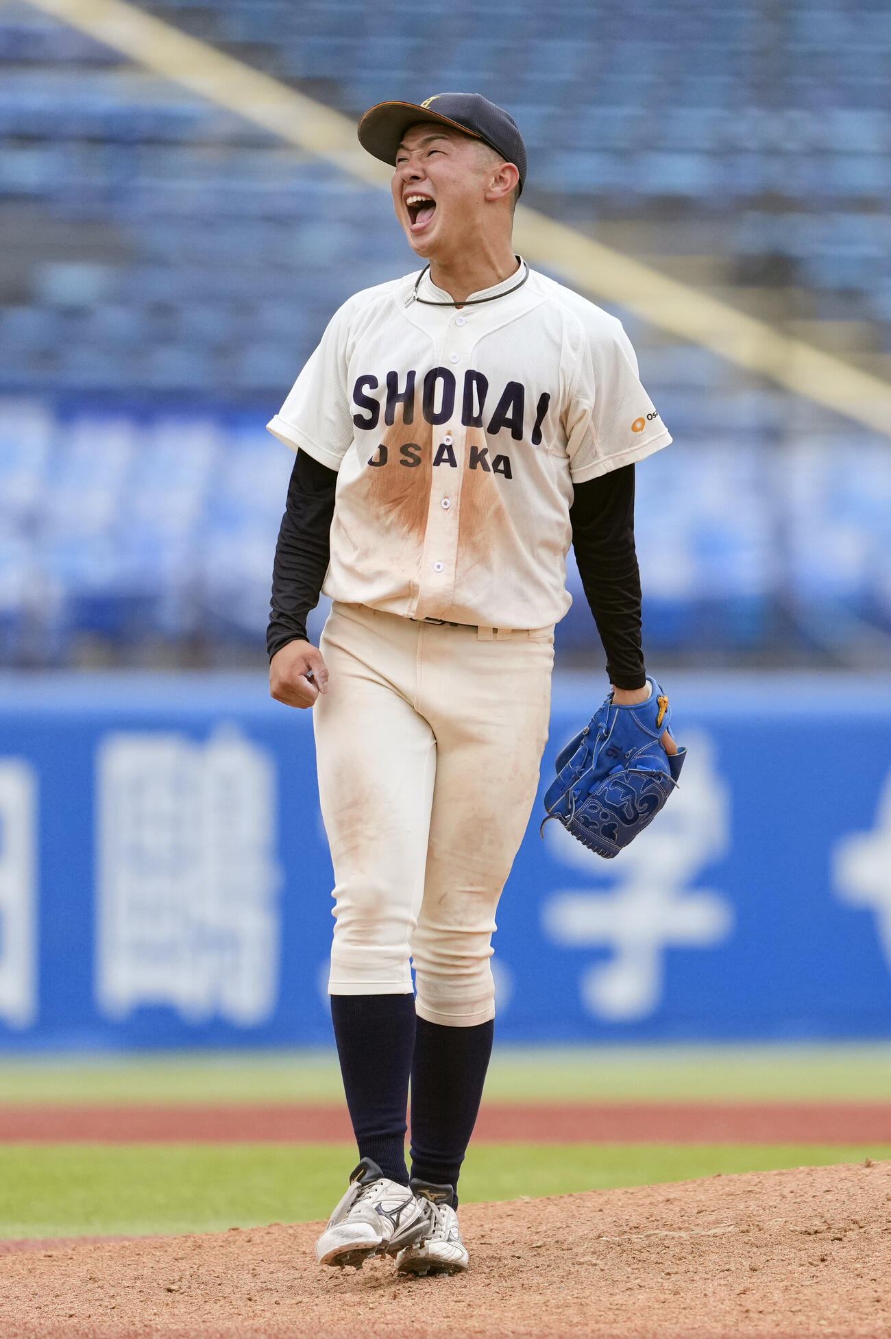 全日本大学野球選手権大会　九産大対大商大　九産大に勝利し喜びを爆発させる大商大・中山優月（撮影・小島史椰）＝2026年6月8日