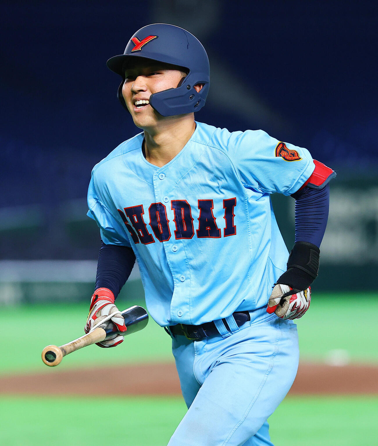 全日本大学野球選手権　日本文理大対横浜商大　2回裏横浜商大1死一、三塁、犠飛を放ち喜ぶ中山寛明（撮影・野上伸悟）