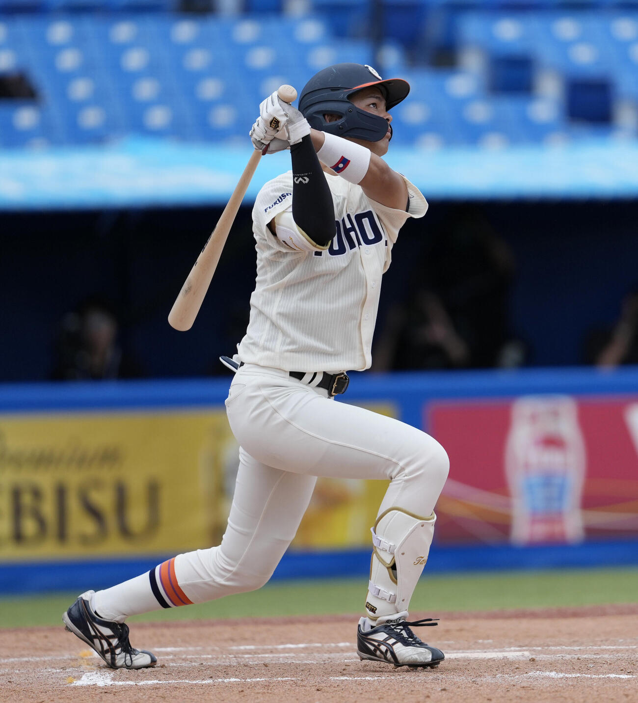 全日本大学野球選手権大会　中部学院大対東北福祉大　1回裏東北福祉大2死、先制ソロ本塁打を放つ辻村大我（撮影・小島史椰）