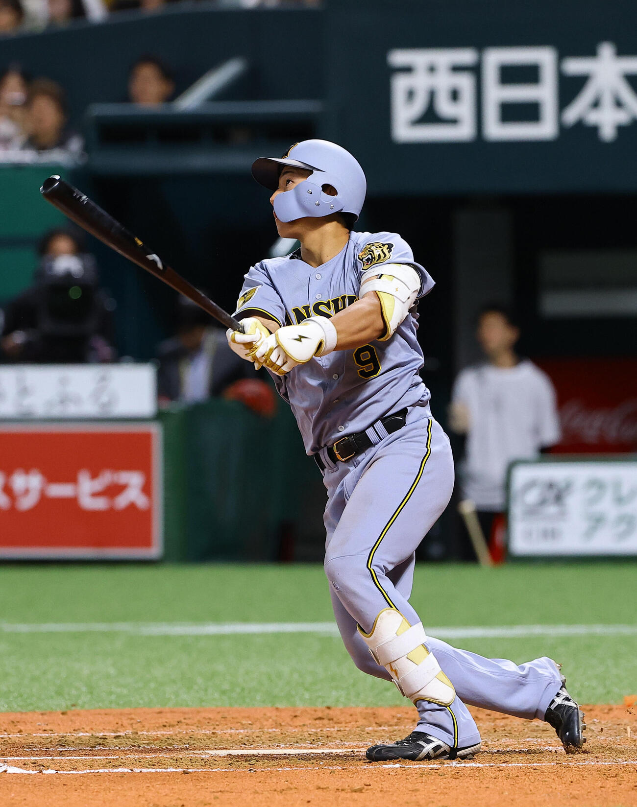 ソフトバンク対阪神　5回表阪神2死一塁、立石正広は2点本塁打を放つ（撮影・上田博志）