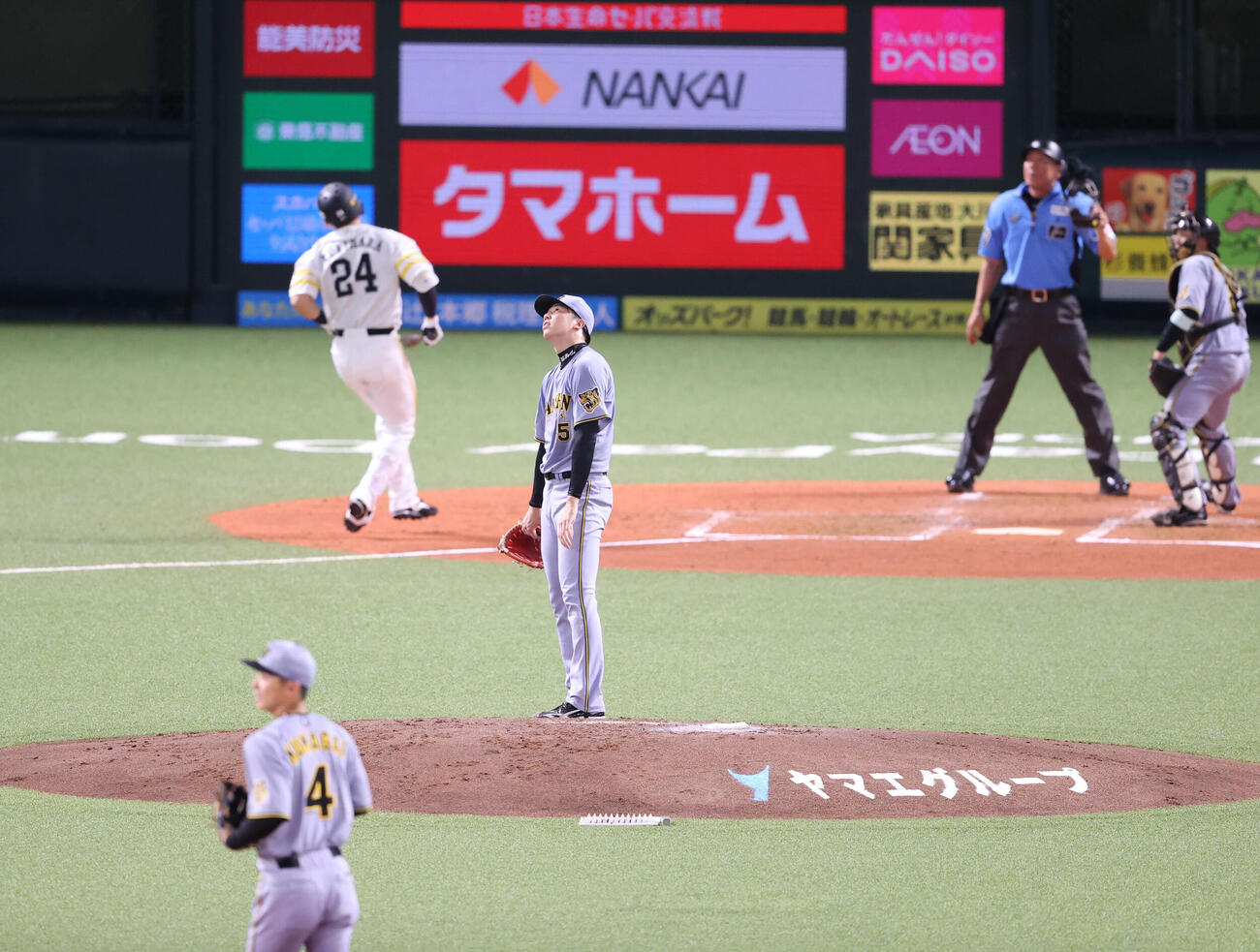 ソフトバンク対阪神　3回裏ソフトバンク2死一塁、栗原陵矢に右越え2点本塁打を浴びた才木浩人（撮影・梅根麻紀）