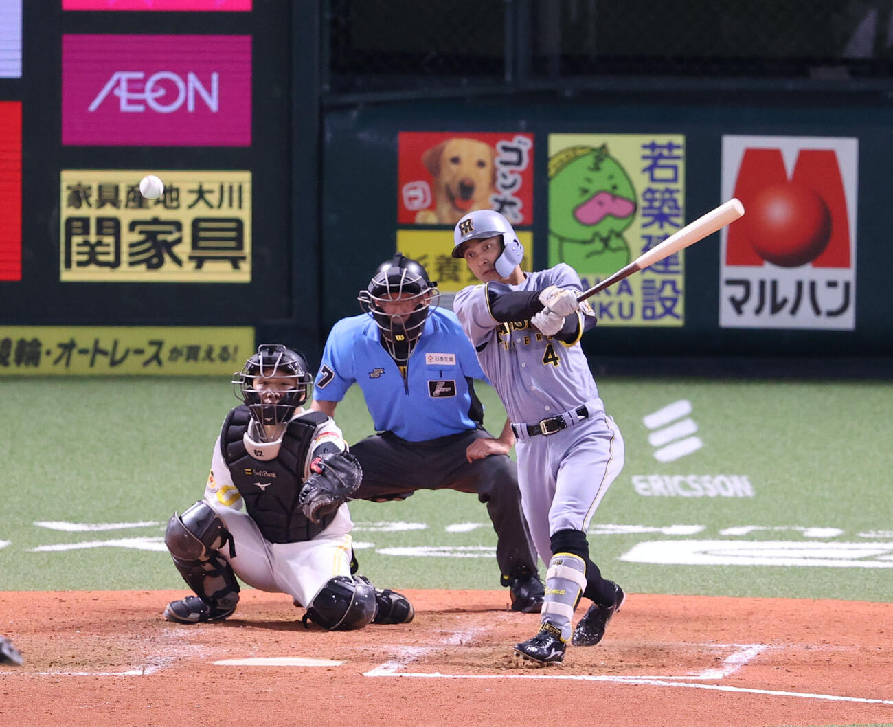 ソフトバンク対阪神　5回表阪神2死、熊谷敬宥は中前打を放つ（撮影・梅根麻紀）