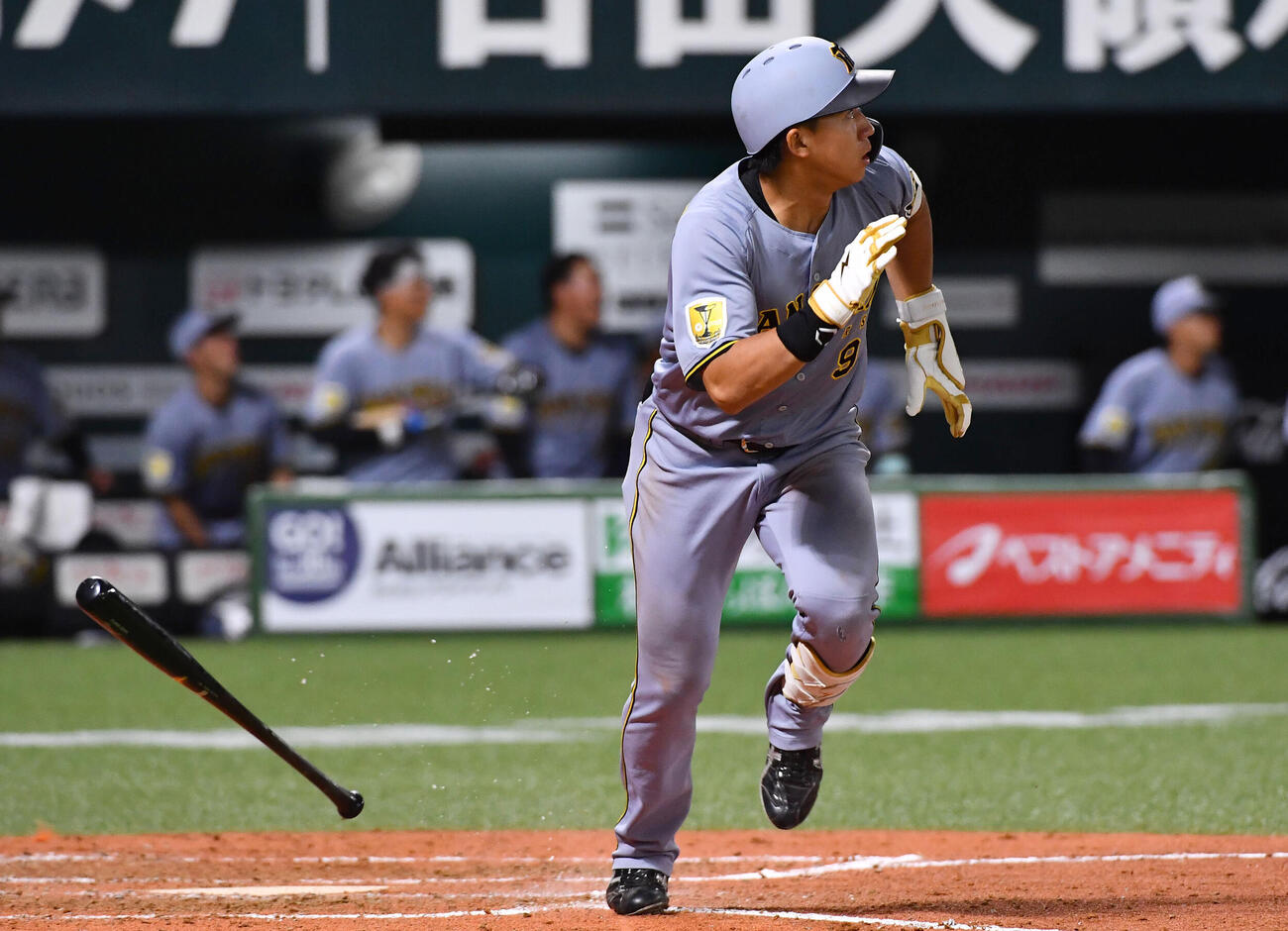 ソフトバンク対阪神　5回表阪神2死一塁、立石正広は左越え2点本塁打を放つ（撮影・岩下翔太）
