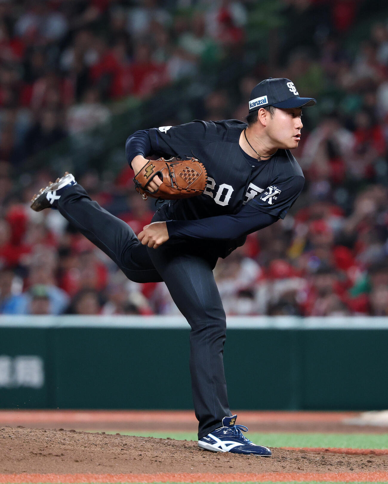 西武対広島　力投する西武3番手の岩城颯空（撮影・鈴木正人）