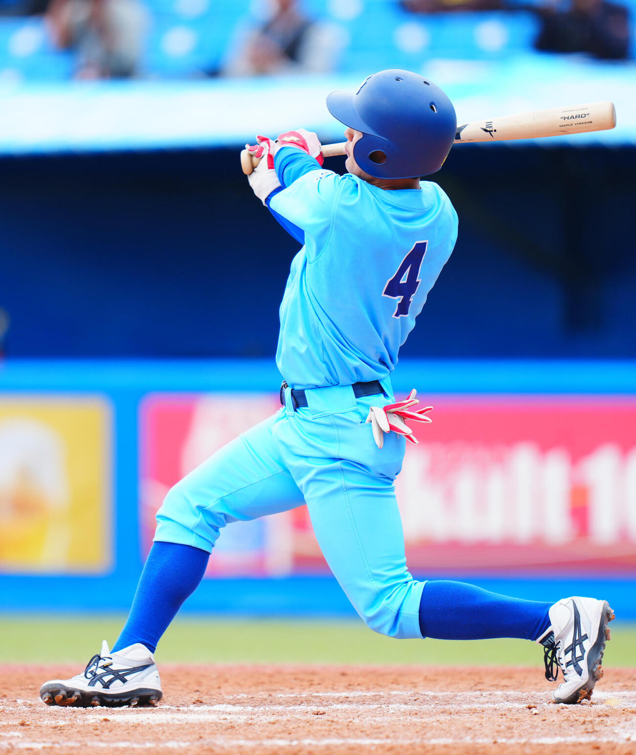 全日本大学野球選手権　2回戦　日体大対周南公立大　2回表日体大2死二塁、右越え先制2点本塁打を放つ藤巻一洸（撮影・垰建太）