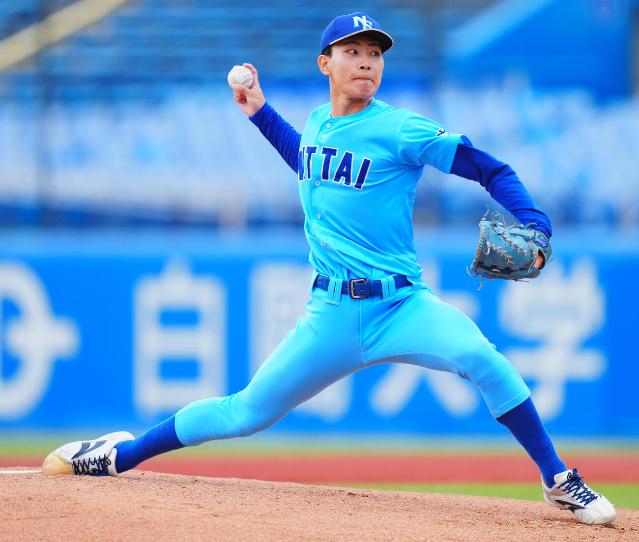 全日本大学野球選手権　2回戦　日体大対周南公立大　力投する日体大先発生盛亜勇太（撮影・垰建太）