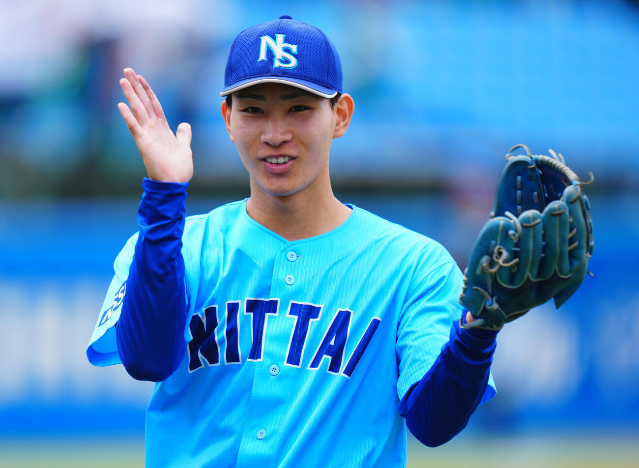 全日本大学野球選手権　2回戦　日体大対周南公立大　6回裏周南公立大の攻撃を無失点で抑え笑顔を見せる日体大先発生盛亜勇太（撮影・垰建太）