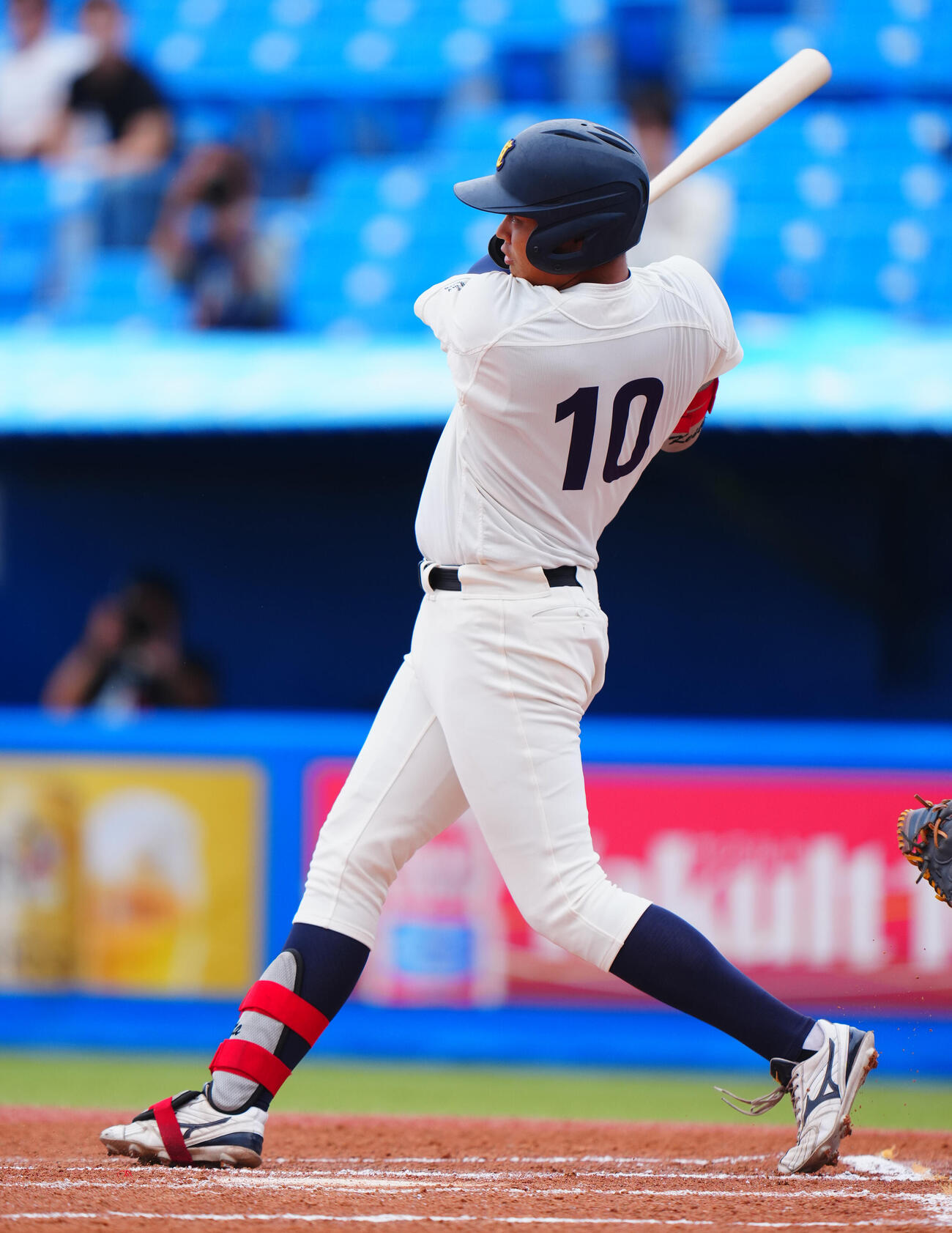 全日本大学野球選手権　2回戦　大商大対東日本国際大　1回表大商大2死二塁、先制適時打を放つ真鍋慧（撮影・垰建太）