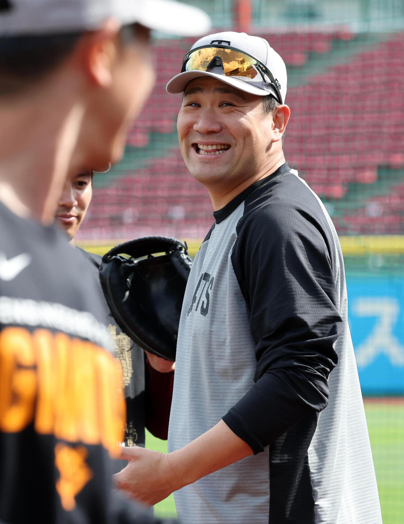 楽天対巨人　練習中、笑顔の巨人田中将大（撮影・浅見桂子）