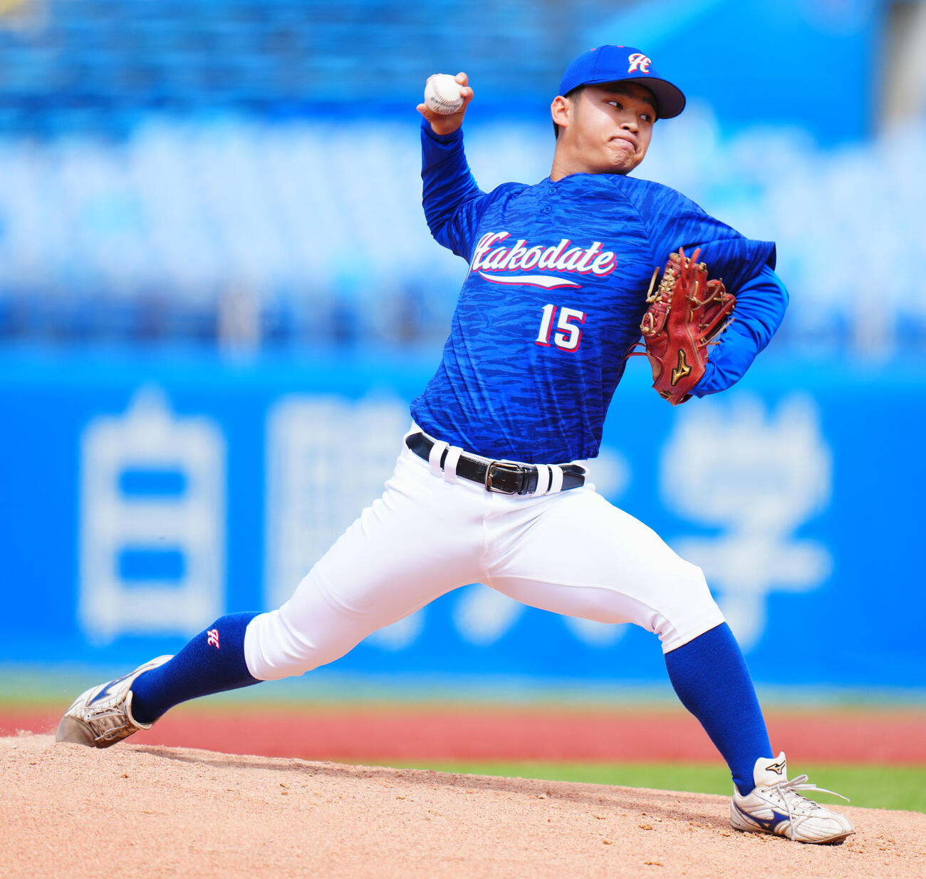 全日本大学野球選手権　2回戦　函館大対慶大　力投する函館大先発三浦吉平（撮影・垰建太）