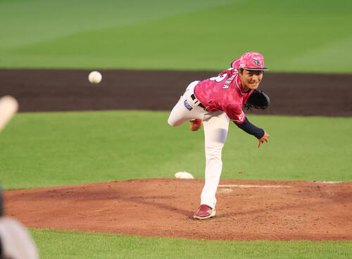 【楽天】ドラ１ルーキー藤原聡大が緊急登板、２回１失点４奪三振　先発古謝がアクシデントで降板