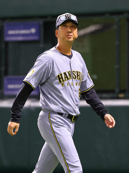 【阪神】みずほペイペイ大ブーイング！藤川監督がリプレー検証抗議で退場　虎党ざわつき収まらず