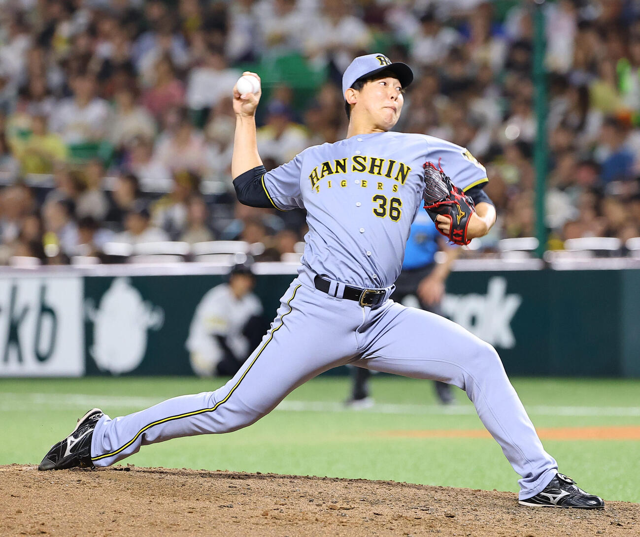 ソフトバンク対阪神　阪神2番手の畠世周（撮影・上田博志）