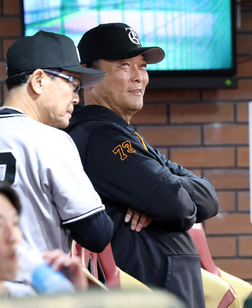 【データ】監督代行対決は、巨人橋上監督代行に軍配　同球団の監督代行が６連勝は初