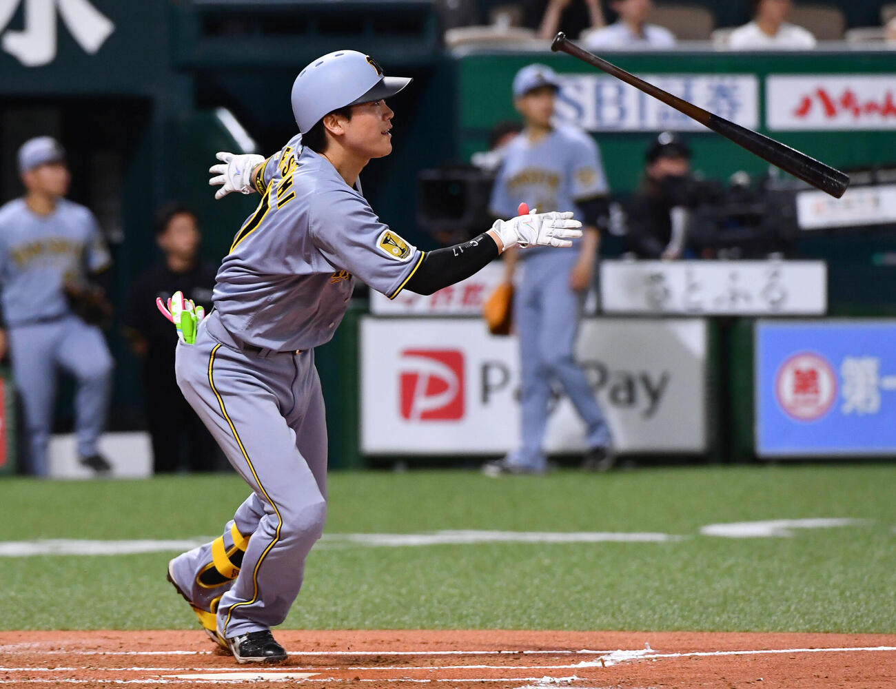 ソフトバンク対阪神　2回表阪神2死一、三塁、伏見寅威は先制の2点適時二塁打を放つ（撮影・岩下翔太）