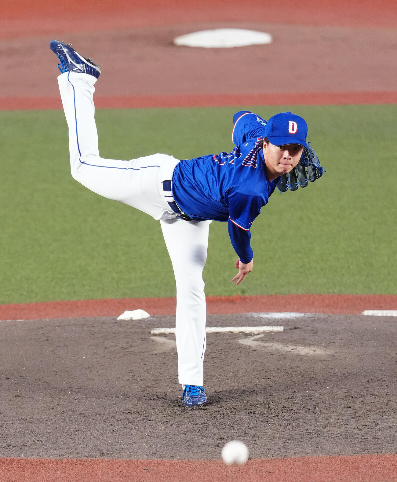 ロッテ対中日　先発し力投する中日桜井頼之介（撮影・鈴木みどり）
