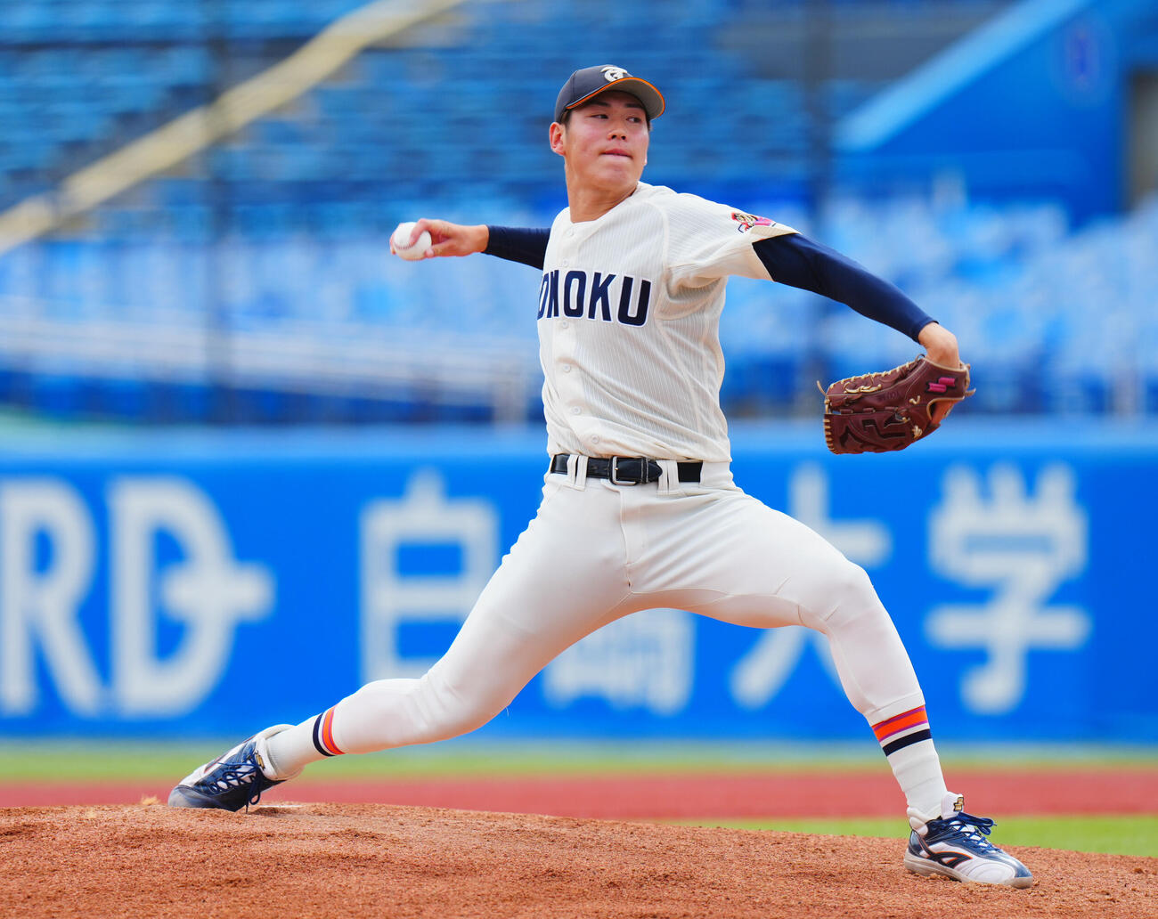 全日本大学野球選手権　準々決勝　大商大対東北福祉大　力投する東北福祉大先発の猪俣駿太（撮影・垰建太）